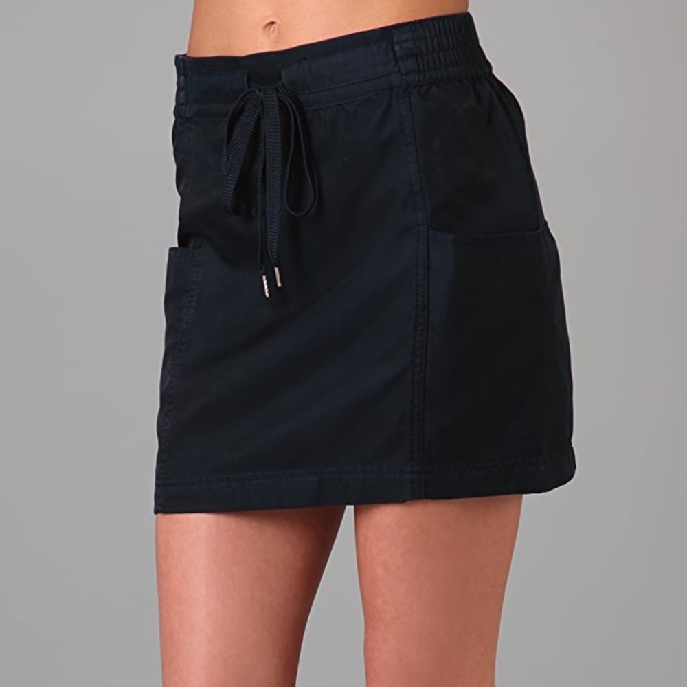 Marc Jacobs Pull On Cargo Skirt in Navy